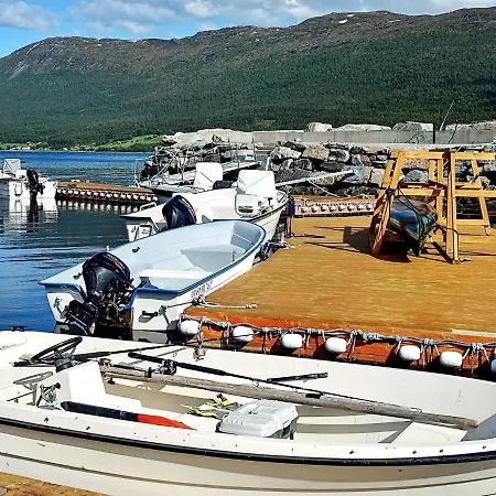 6 Person In Apartamento