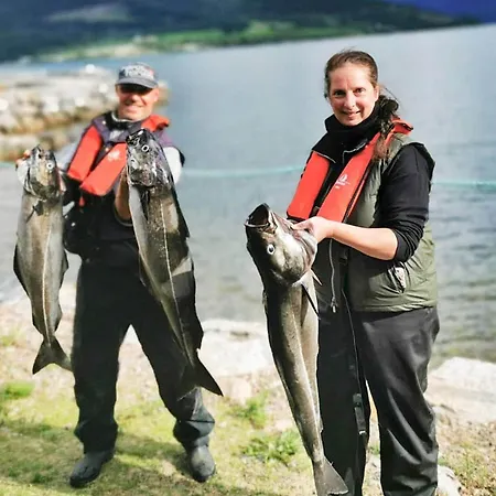 6 Person In Apartamento